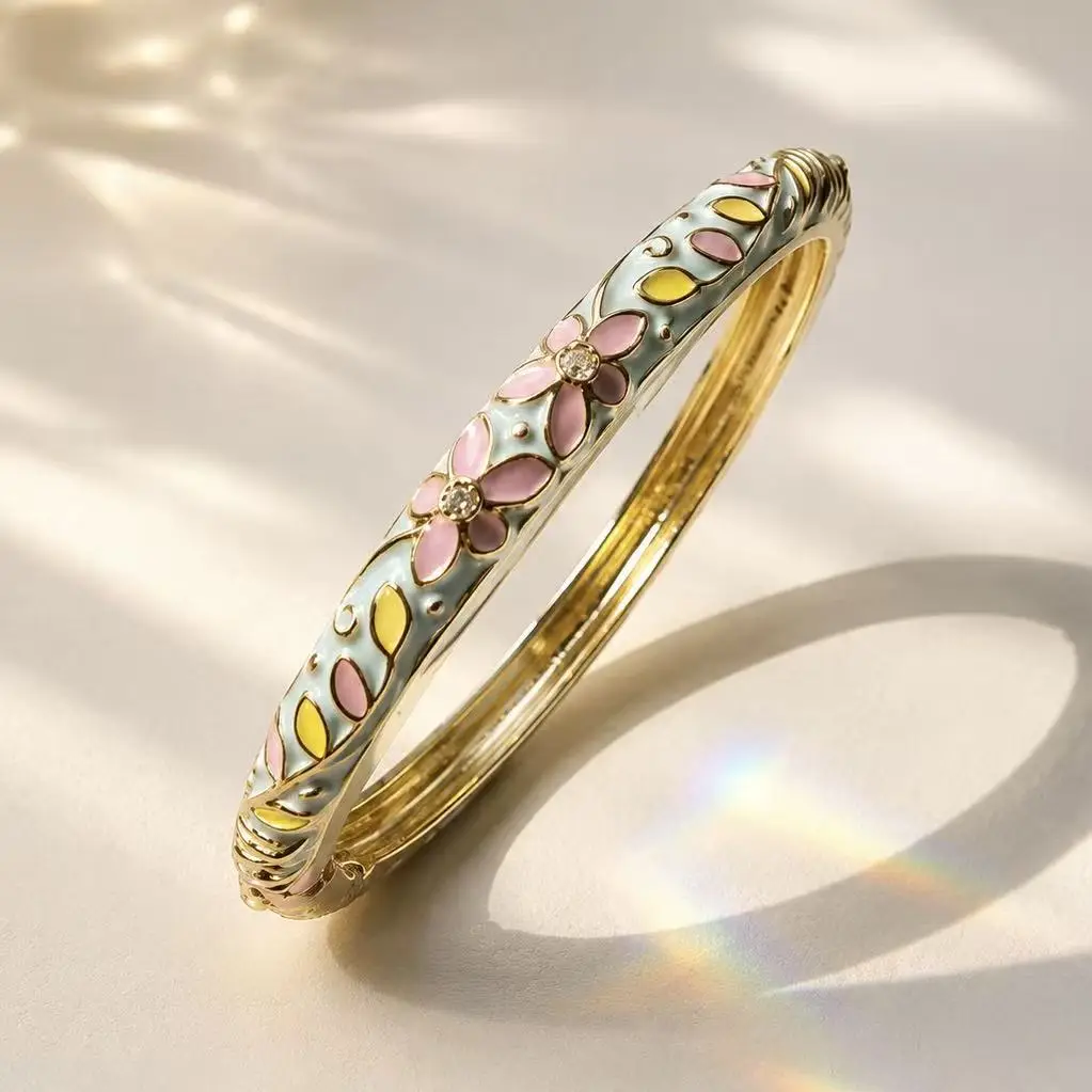 New Style Chinese-Style Cloisonné Enamel Bracelet with Floral Design, Featuring Large Rhinestones, Suitable for Hanfu and New Chinese-Style Outfits, Open-Ended Bracelet with Floral and Leaf Motifs — feature 3