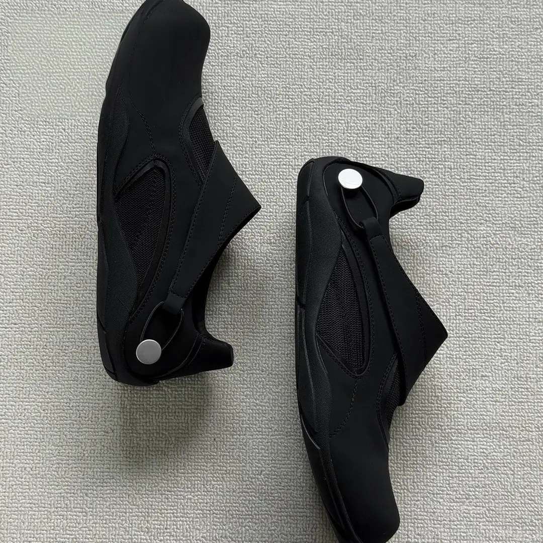 Trendy Slip-On British-Style Racing Shoes, Lazy German Training Shoes for Men, Urban Outdoor Commuting Casual Barefoot Shoes with Thin Soles — feature 10