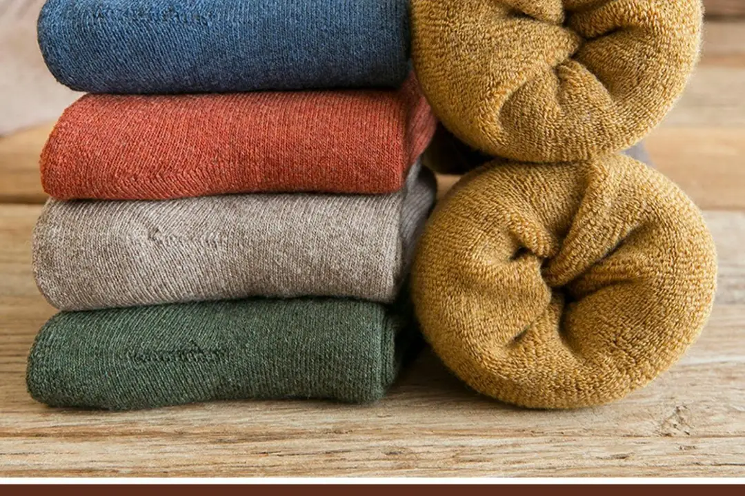 Men's Winter Socks, Thick Long Socks, Fleece-Lined, Anti-Odor, Cold-Resistant, Terry Socks, Long Thermal Socks — feature 2
