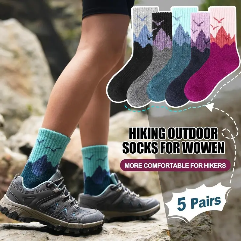 Spring and Summer Color-Blocked Wavy Cotton Socks for Men, Gradient Color Socks for Women, Shock-Absorbing Running Sports Socks, Sweat-Absorbent and Breathable Long Socks — feature 2
