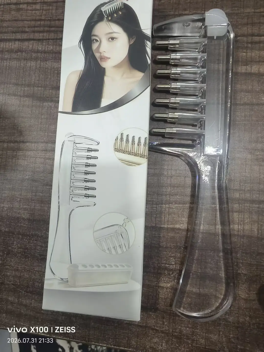 [in Stock] Transparent Liquid Dispensing Comb with Roller Balls, Hair Growth and Care Liquid Comb, Home Use Scalp Massage Comb - Image 3