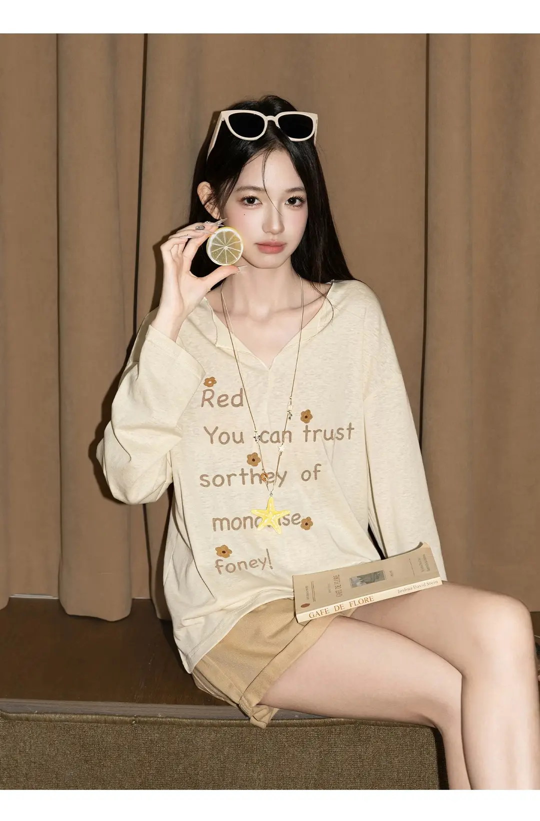 Korean-Style Lightweight Sun-Protective Cover-Up for Women, New Summer Style with Letter Print, Loose V-Neck Versatile Long-Sleeve Stylish T-Shirt Top — feature 5