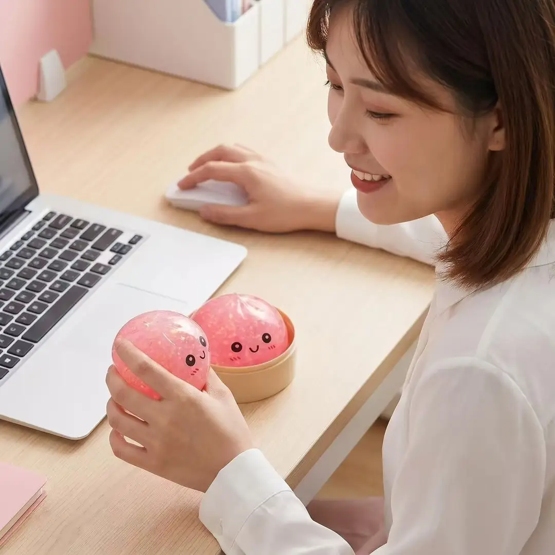 Cross-Border Stress-Relief Toy: Golden Powder Smiley Face Bun, Squishy Slow-Rebound Stress-Relief Toy, Amazon Export Hot-Selling Xiaolongbao — feature 7