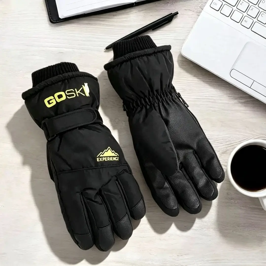 Winter Ski Gloves with Touch Screen and Water Repellent Features, Unisex, Suitable for Outdoor Cycling and Mountaineering, Anti-Slip, Cold-Proof, and Warm Gloves