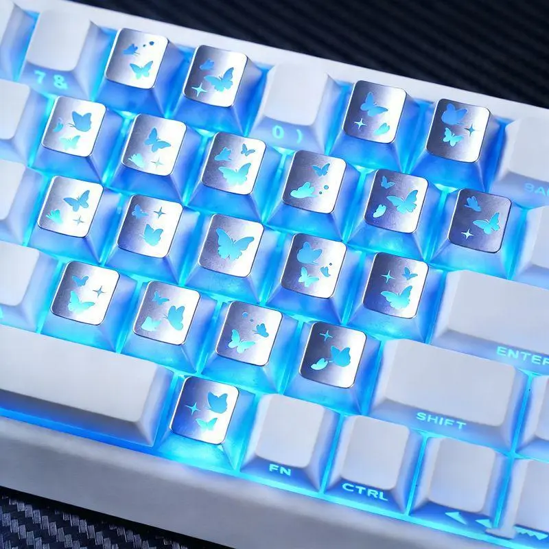 Cross-Border Original Factory 21-Key Heart-Shaped Transparent Keycaps DIY Personalized Customization Made of Pc Material Compatible with Mechanical Keyboards