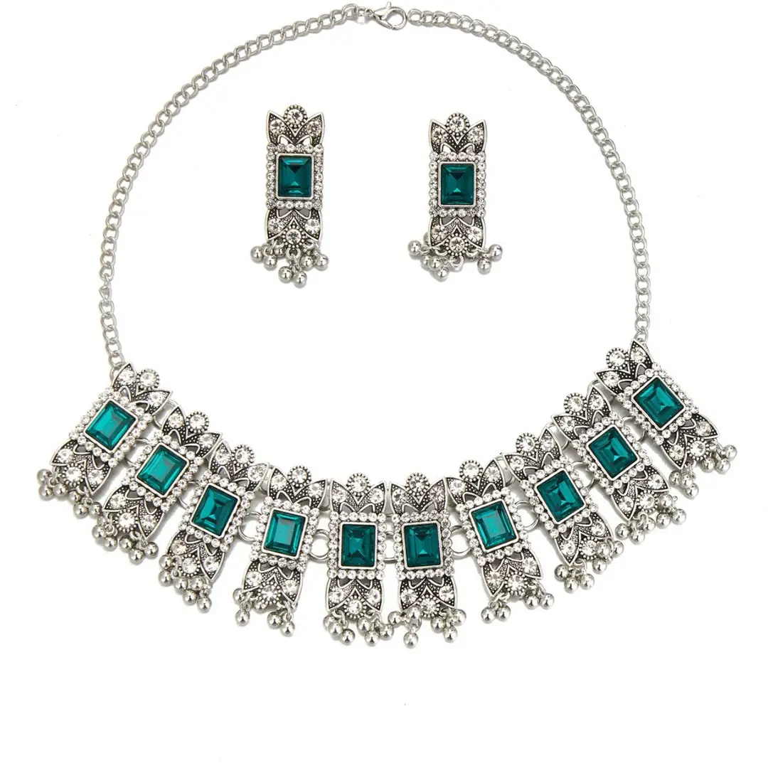 Cross-border bestseller: Exaggerated square diamond earrings and necklace set, vintage ethnic style, luxurious earrings, simple choker accessory