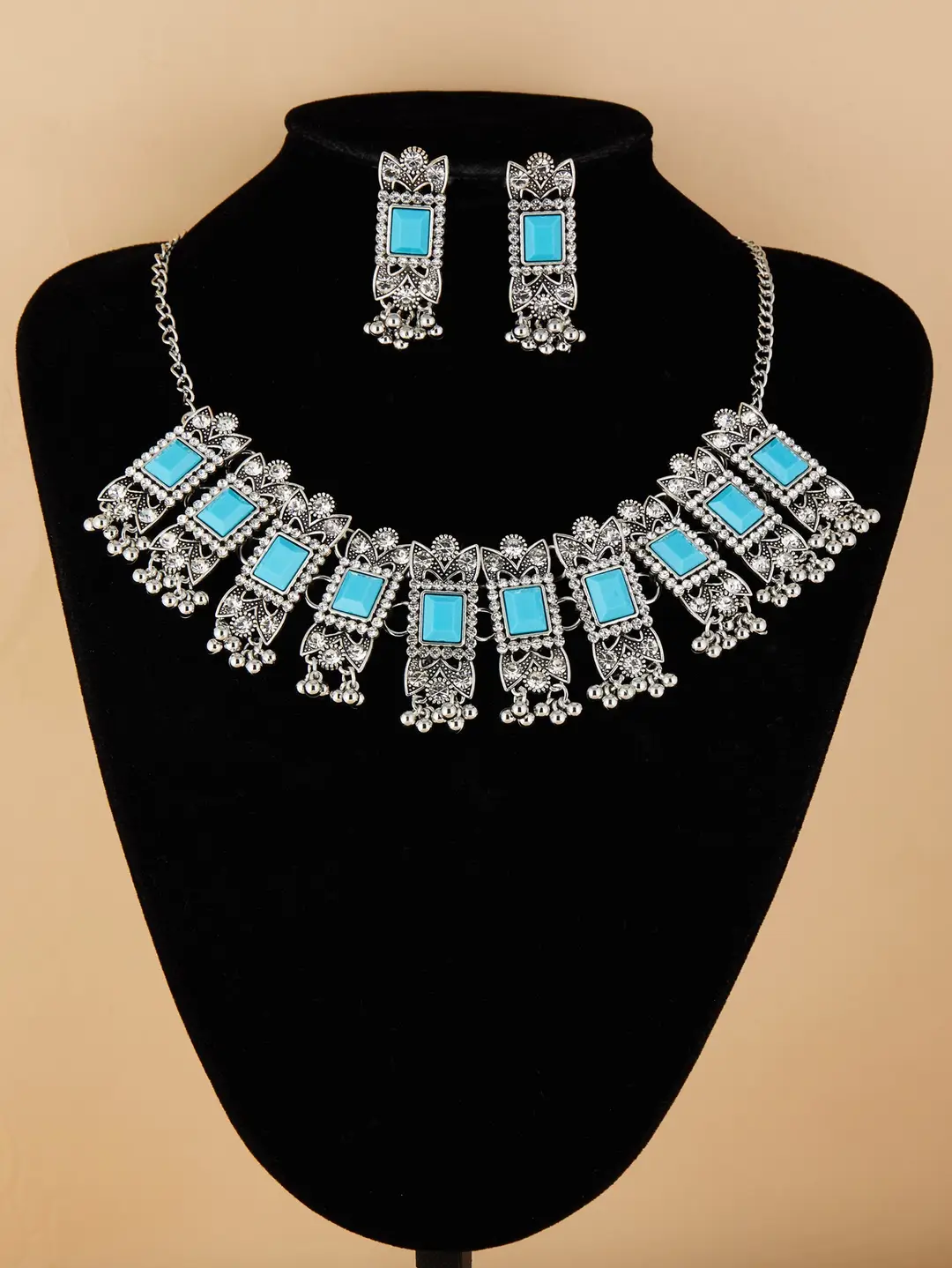 Cross-border bestseller: Exaggerated square diamond earrings and necklace set, vintage ethnic style, luxurious earrings, simple choker accessory — feature 18