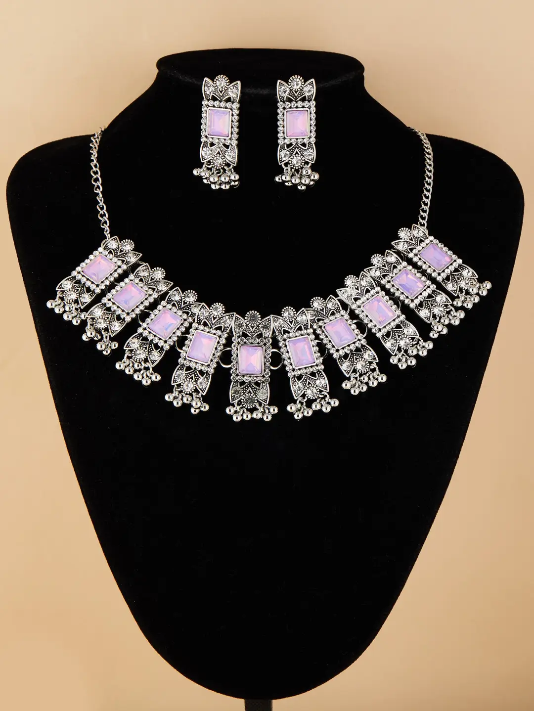 Cross-border bestseller: Exaggerated square diamond earrings and necklace set, vintage ethnic style, luxurious earrings, simple choker accessory — feature 24
