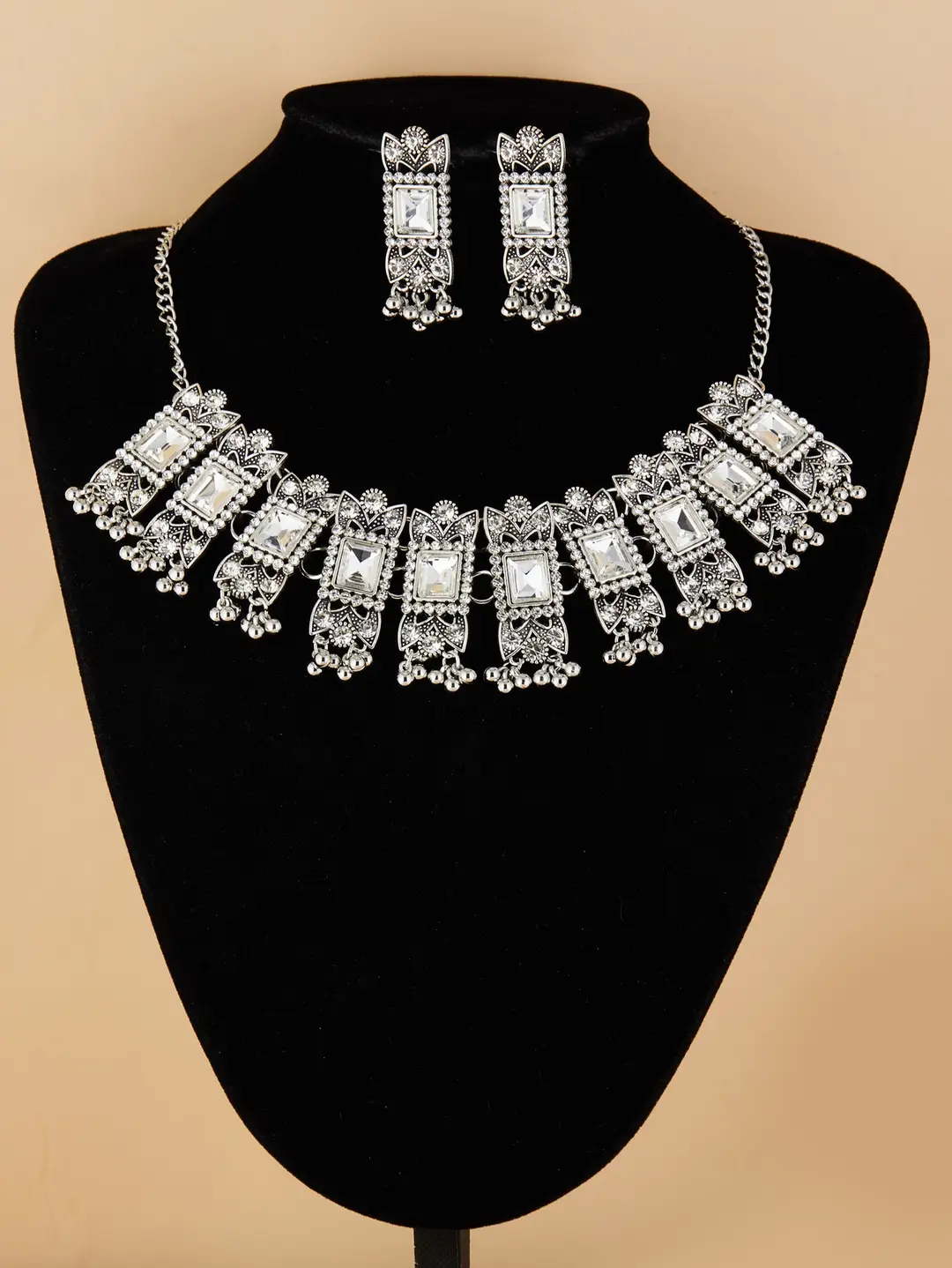 Cross-border bestseller: Exaggerated square diamond earrings and necklace set, vintage ethnic style, luxurious earrings, simple choker accessory