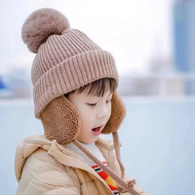 Children's ear-protecting hat, warm fleece-lined Lei Feng hat, boys' woolen hat, pullover hat for older children, girls' hat, autumn and winter fashion