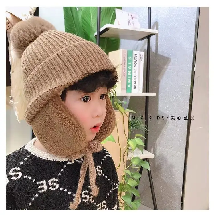 Children's ear-protecting hat, warm fleece-lined Lei Feng hat, boys' woolen hat, pullover hat for older children, girls' hat, autumn and winter fashion — feature 2