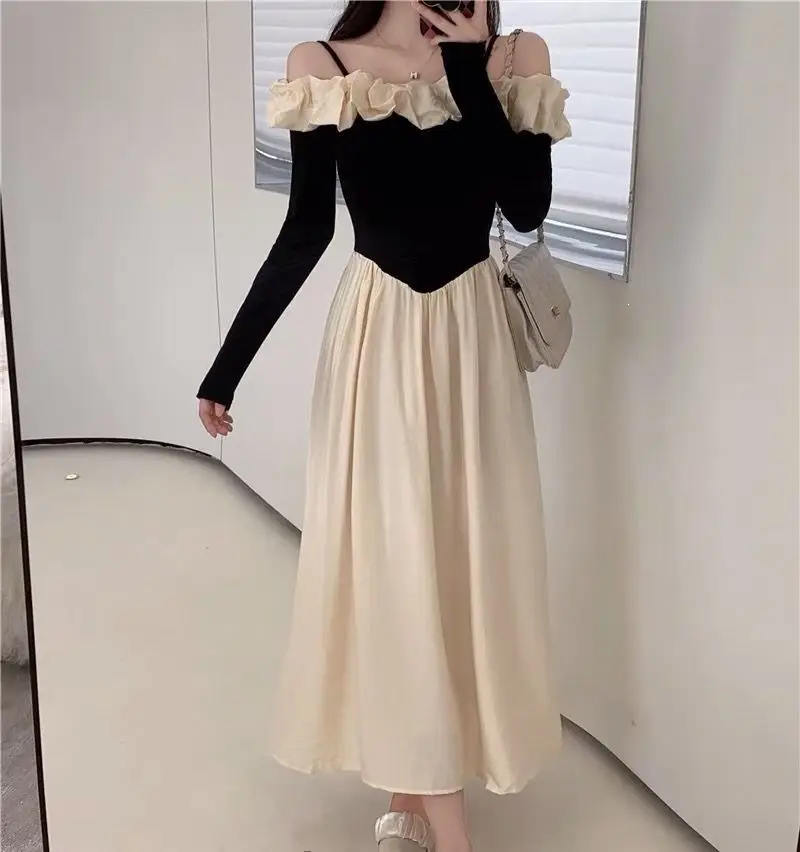 2026 One-shoulder color-blocked strap dress for women, new autumn French-style slim-fit waist-cinching elegant long dress — feature 4