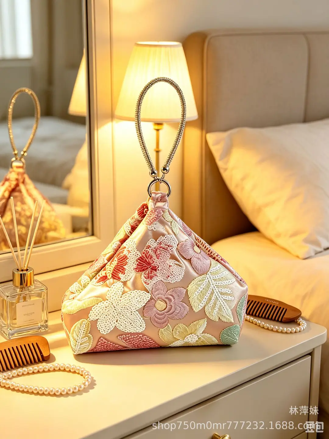 New Chinese-style embroidered bridesmaid bag, evening bag, chain handbag — feature 15