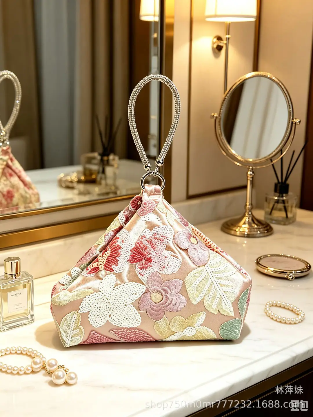 New Chinese-style embroidered bridesmaid bag, evening bag, chain handbag — feature 17
