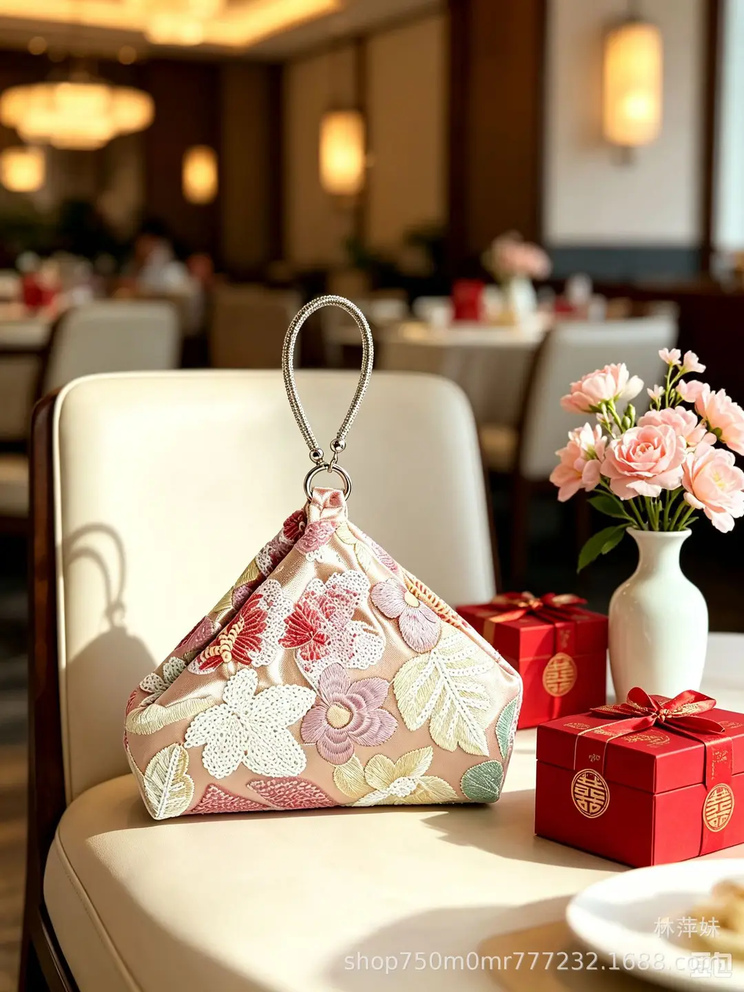New Chinese-style embroidered bridesmaid bag, evening bag, chain handbag — feature 18