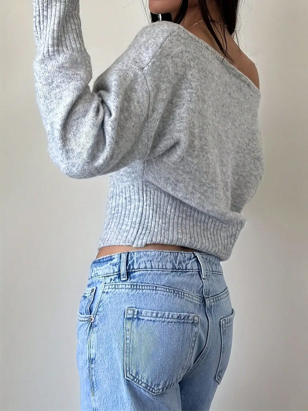 Cross-border women's fashion European and American pullover sweater for women, autumn and winter loose fit, off-shoulder, short, waist-exposed, sexy knit top