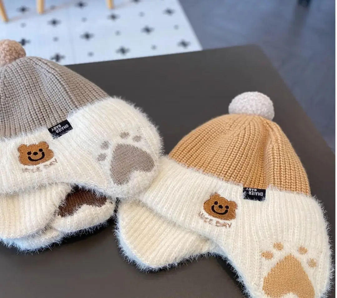 Winter children's warm hat, autumn and winter large brim girls' diamond-shaped windproof ear-protecting baby knitted wool hat — feature 3