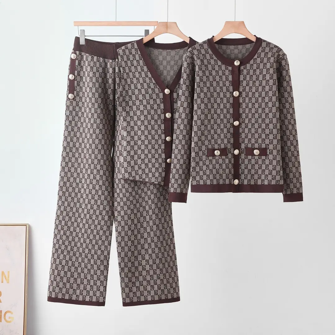 European fashion new style buttoned versatile slimming foreign trade wide-leg trendy V-neck vest cardigan knitted three-piece set — feature 4