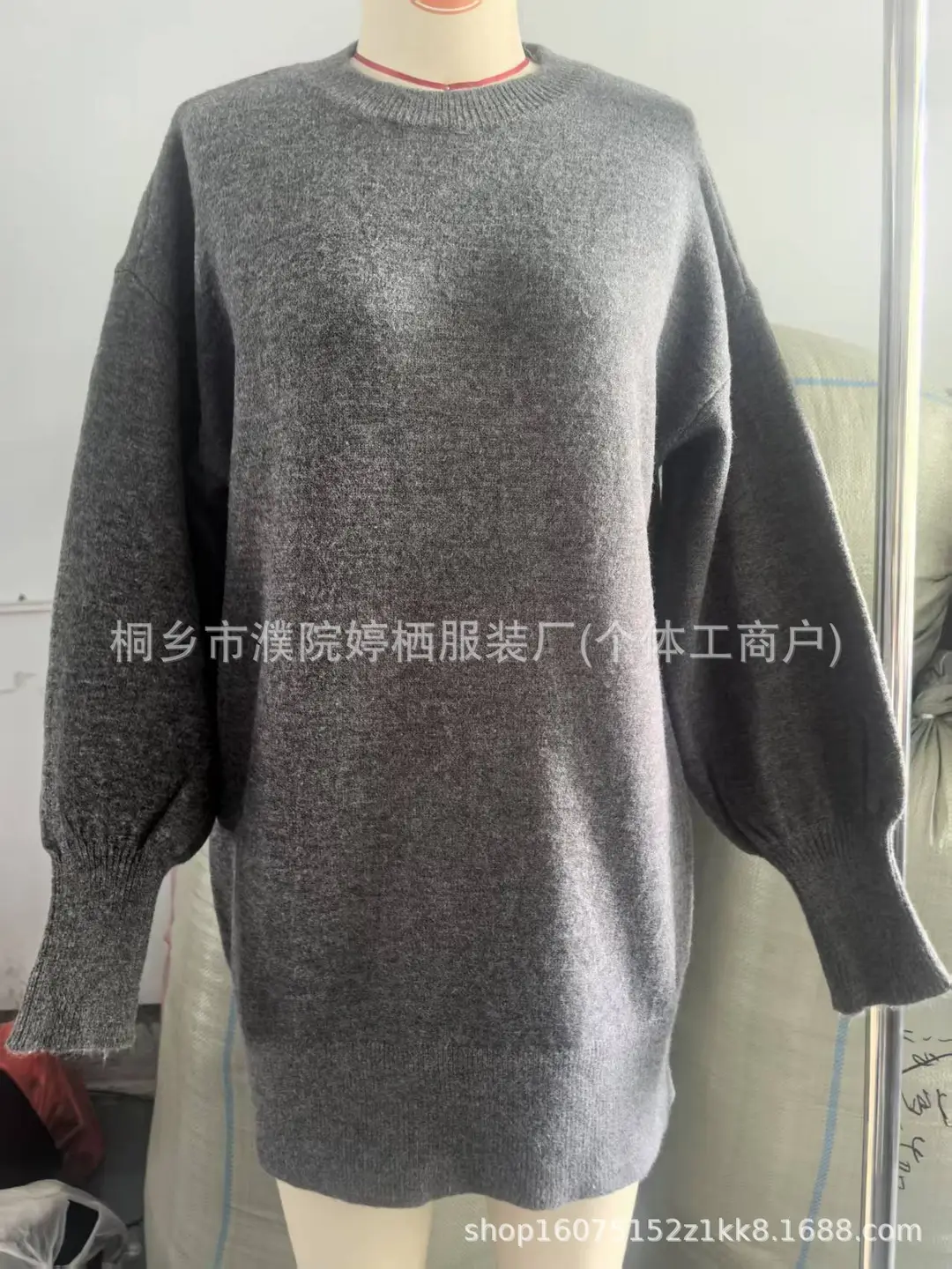 European and American cross-border 2026 autumn and winter round-neck pullover plus-size knit sweater, loose and casual style, solid color women's sweater — feature 6