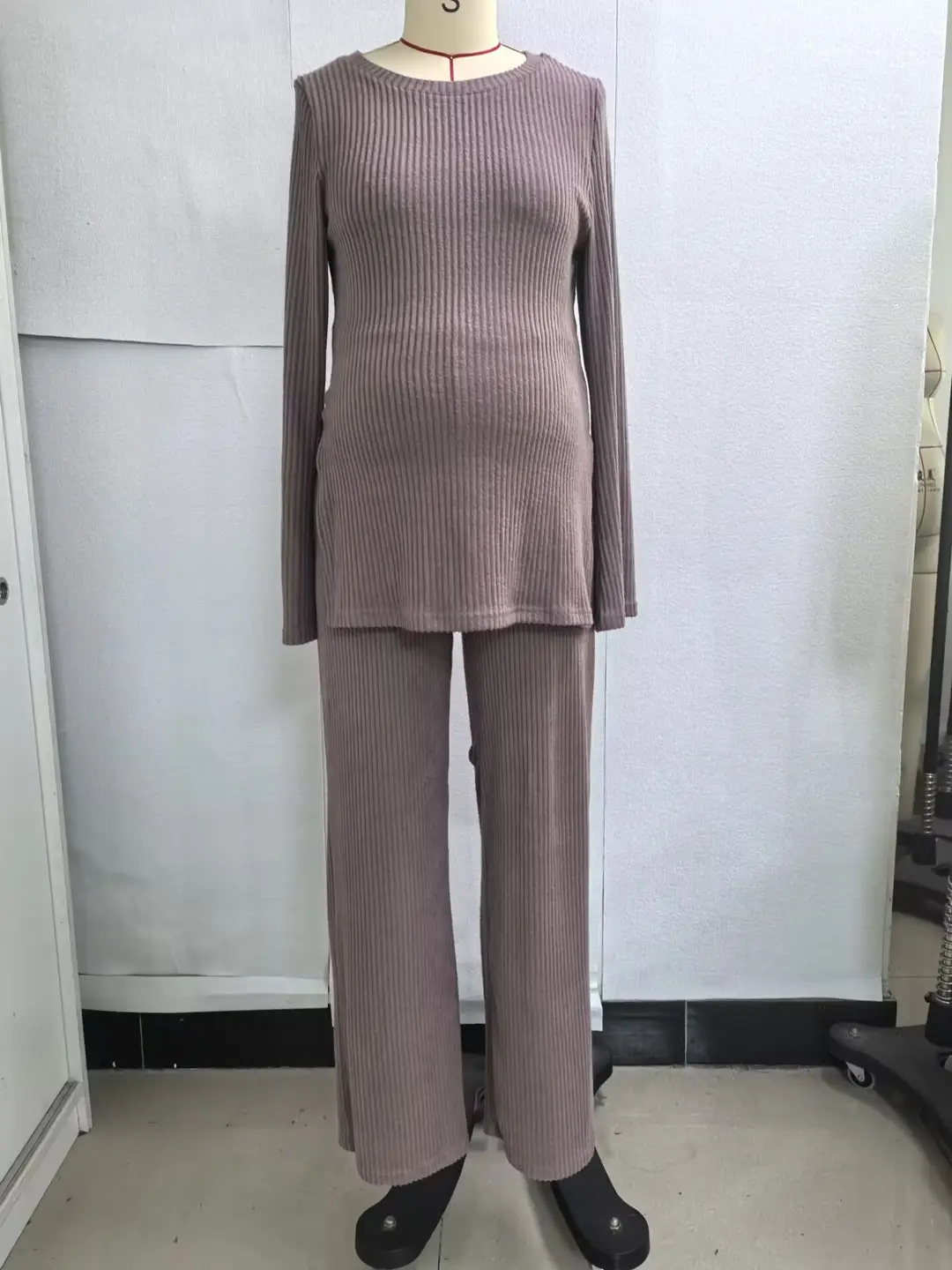 Ribbed Knit Maternity Set: Flared Long-Sleeve Slit Top and Wide-Leg Pants, Casual Home and Outdoor Two-Piece Outfit — feature 2