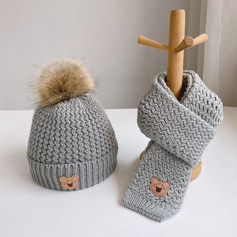 Children's hat, scarf, and gloves three-piece set, warm and fleece-lined, for boys and girls, bear woolen hat, thin autumn style