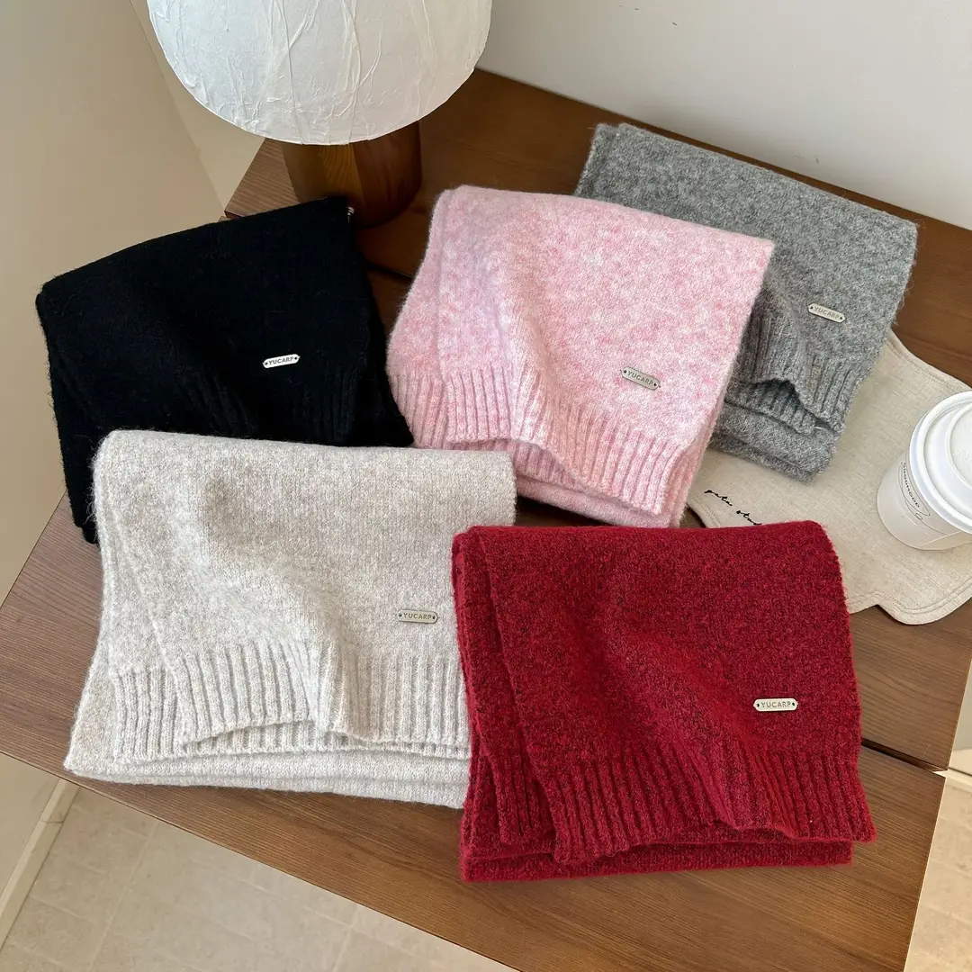 2026 New Wool Blend Knitted Hat, Scarf, and Gloves Three-Piece Set for Men and Women, Winter Warmth and Cold Protection, Touchscreen Compatible