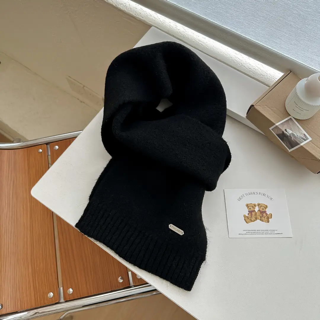 2026 New Wool Blend Knitted Hat, Scarf, and Gloves Three-Piece Set for Men and Women, Winter Warmth and Cold Protection, Touchscreen Compatible