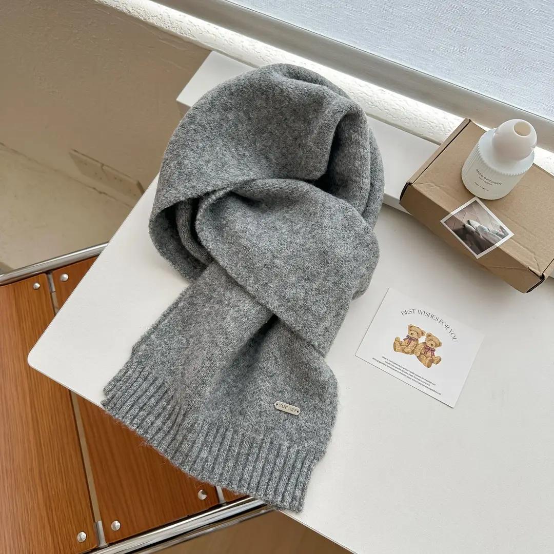 2026 New Wool Blend Knitted Hat, Scarf, and Gloves Three-Piece Set for Men and Women, Winter Warmth and Cold Protection, Touchscreen Compatible