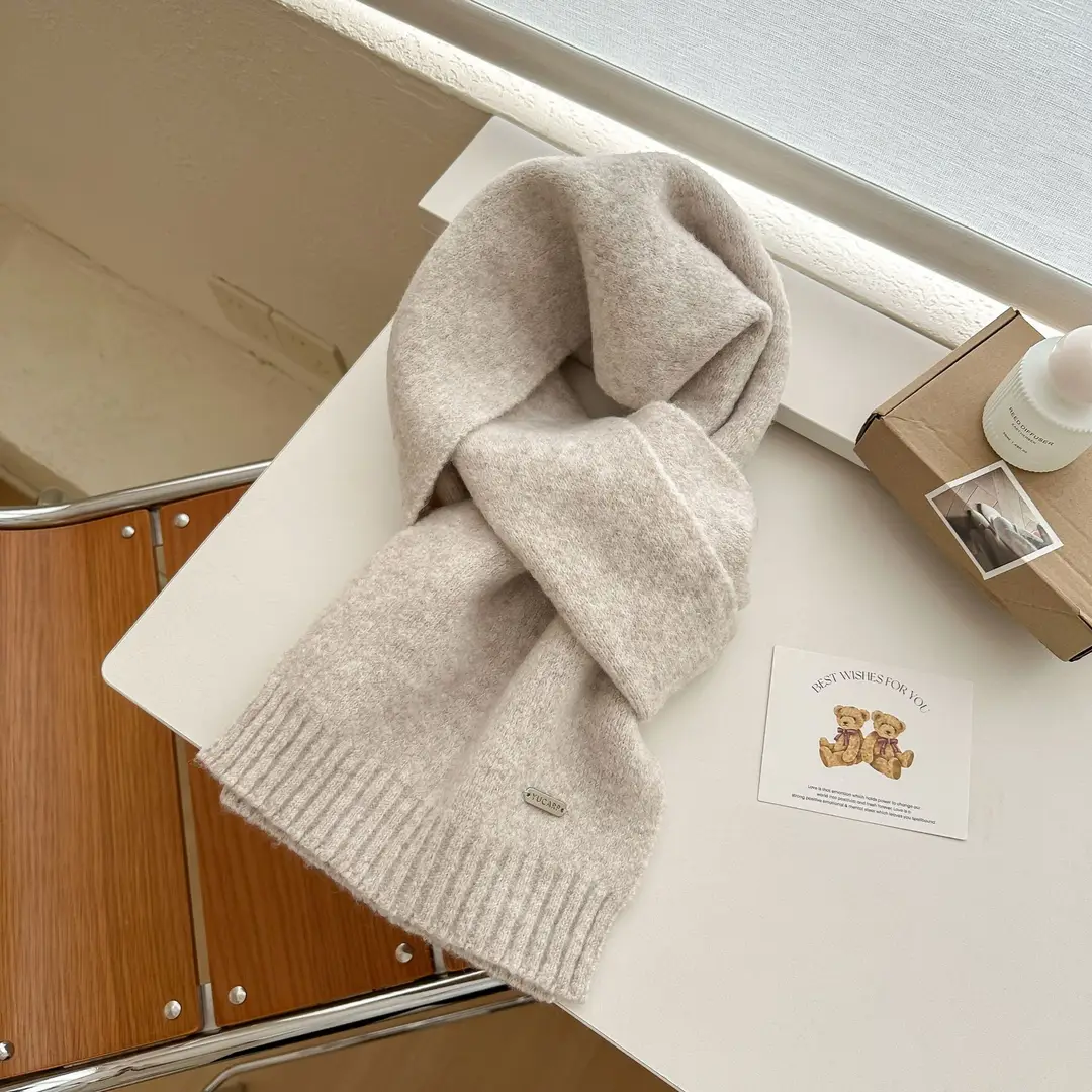 2026 New Wool Blend Knitted Hat, Scarf, and Gloves Three-Piece Set for Men and Women, Winter Warmth and Cold Protection, Touchscreen Compatible
