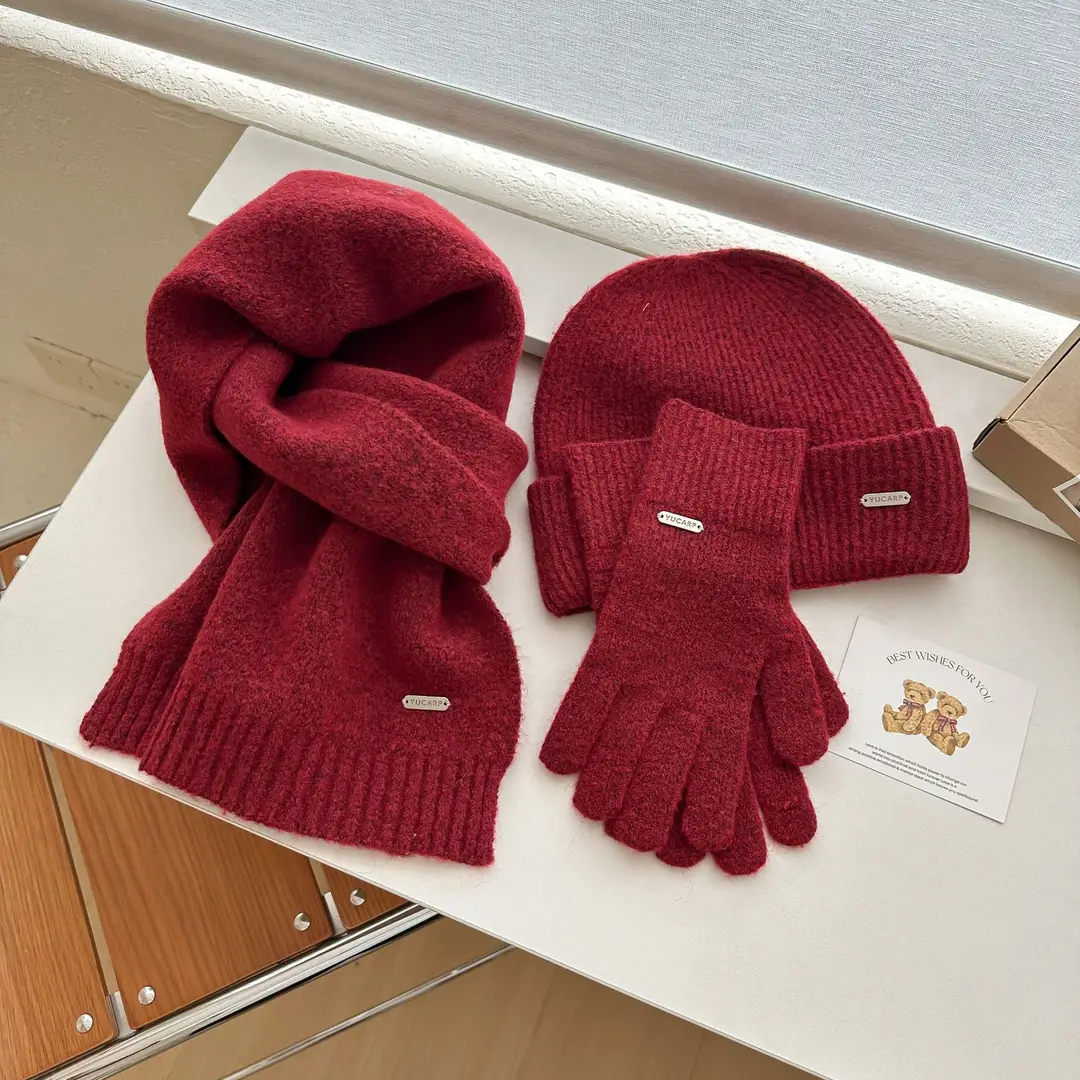 2026 New Wool Blend Knitted Hat, Scarf, and Gloves Three-Piece Set for Men and Women, Winter Warmth and Cold Protection, Touchscreen Compatible