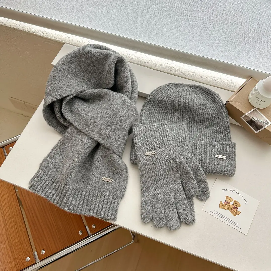 2026 New Wool Blend Knitted Hat, Scarf, and Gloves Three-Piece Set for Men and Women, Winter Warmth and Cold Protection, Touchscreen Compatible
