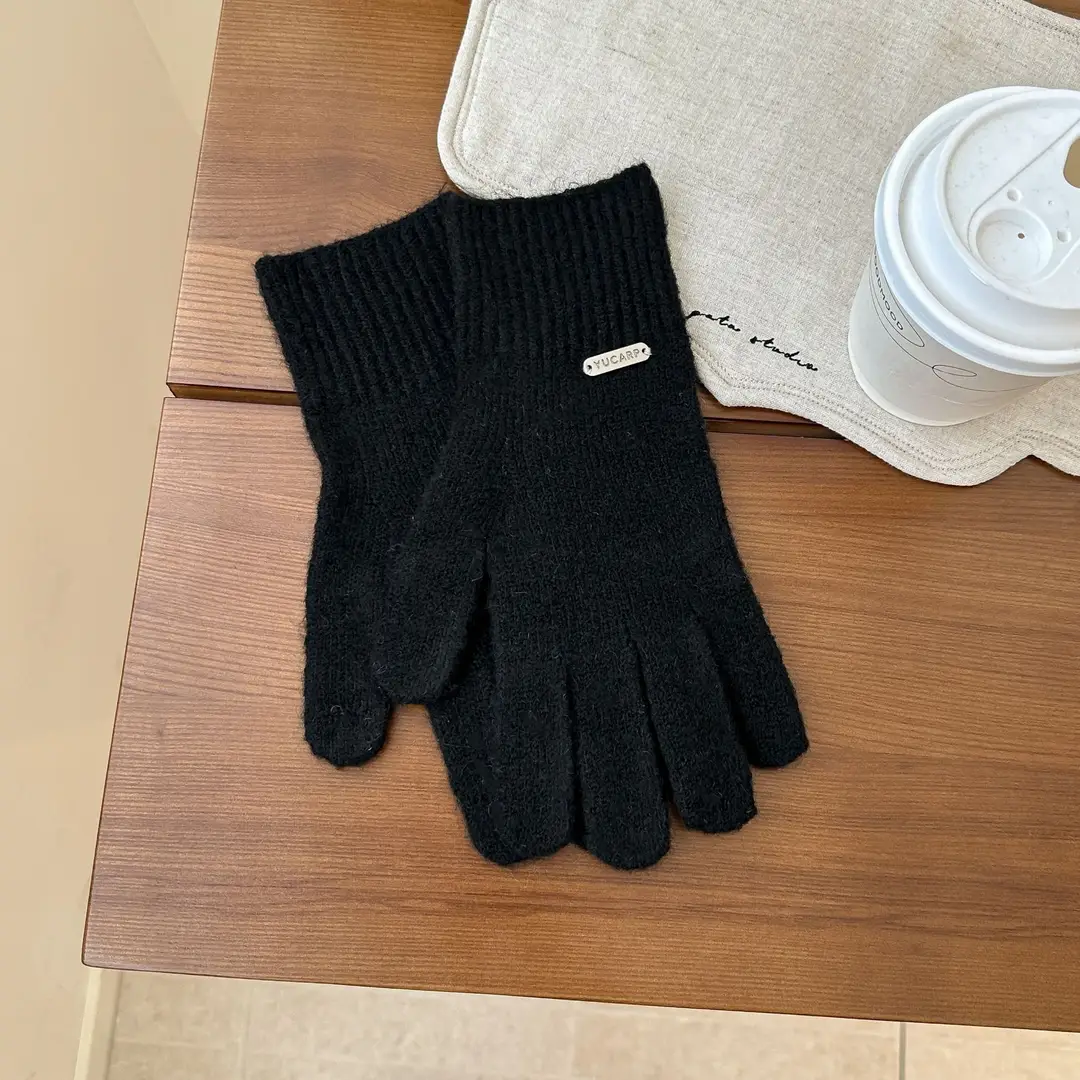 2026 New Wool Blend Knitted Hat, Scarf, and Gloves Three-Piece Set for Men and Women, Winter Warmth and Cold Protection, Touchscreen Compatible