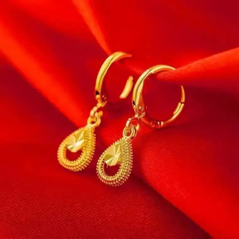 Vietnamese gold-plated trendy earring collection for women, new tassel stud earrings and drop earrings, fashion series, slow fading