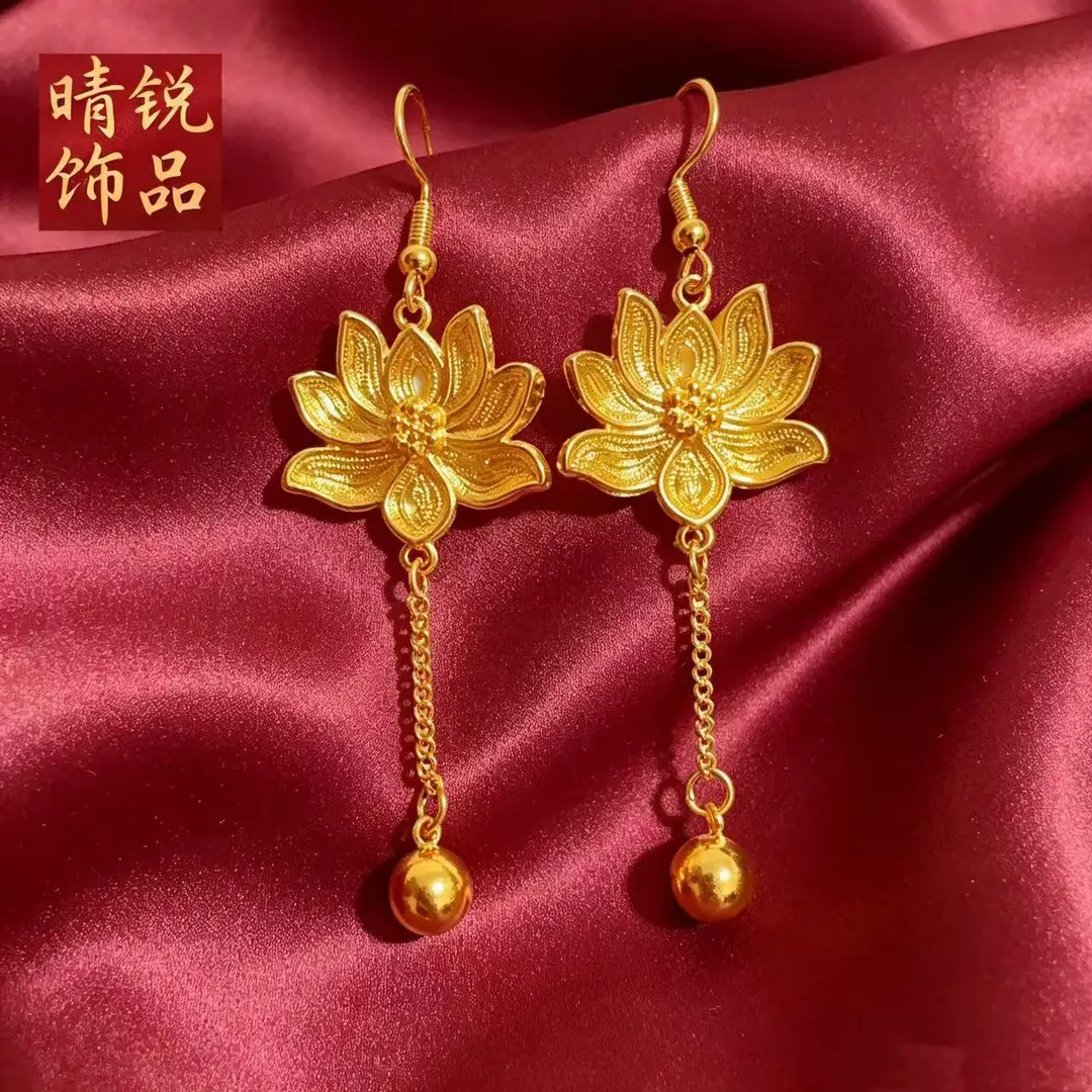 Vietnamese gold-plated trendy earring collection for women, new tassel stud earrings and drop earrings, fashion series, slow fading