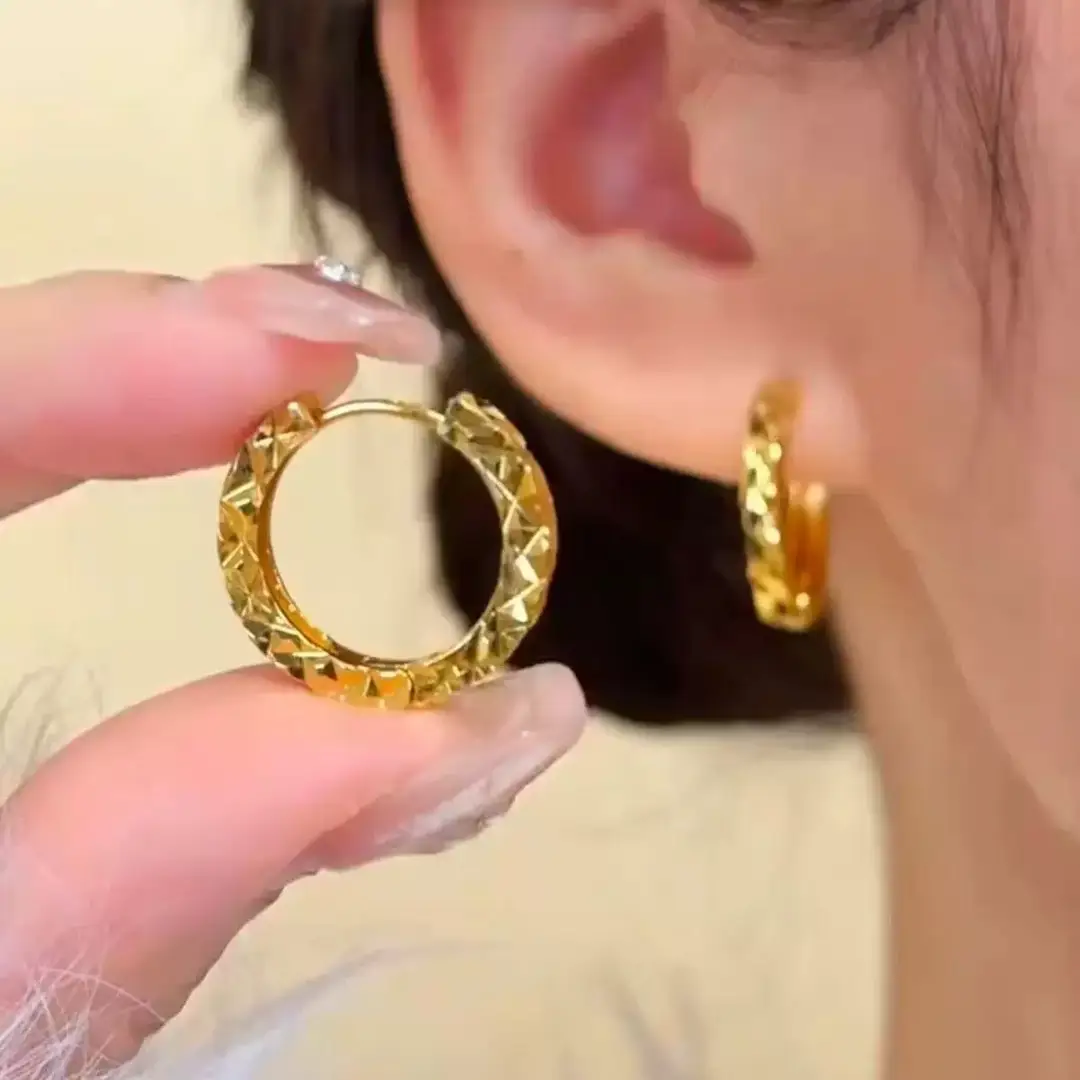 Vietnamese gold-plated trendy earring collection for women, new tassel stud earrings and drop earrings, fashion series, slow fading