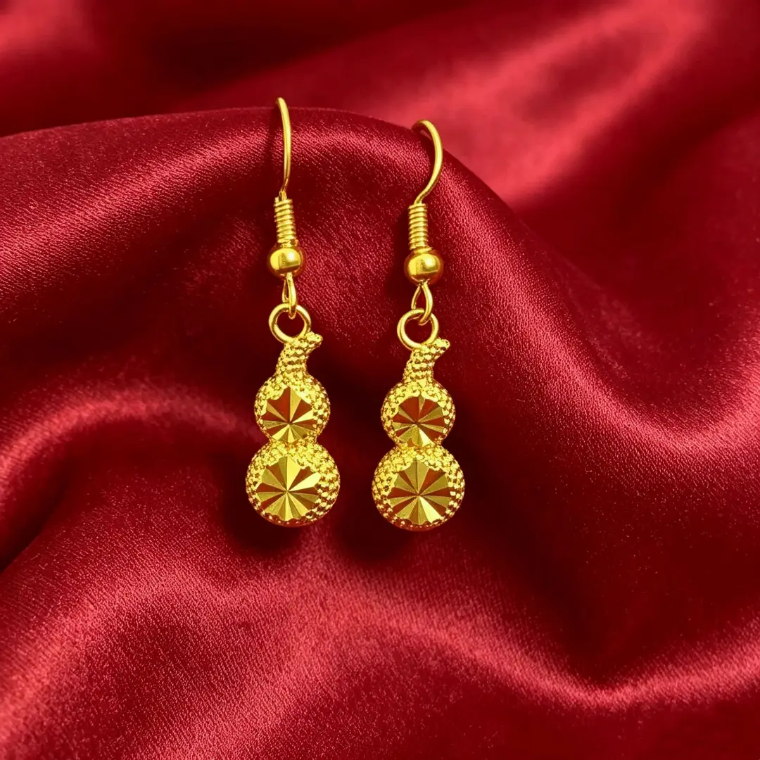 Vietnamese gold-plated trendy earring collection for women, new tassel stud earrings and drop earrings, fashion series, slow fading