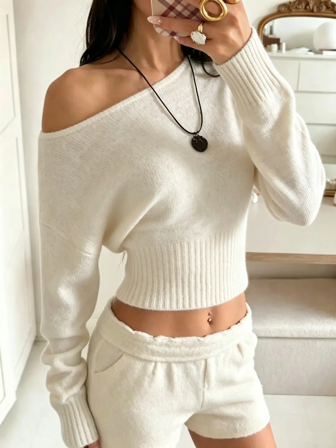 2026 new European and American style off-the-shoulder knit top for women, featuring a cropped design, perfect for autumn and winter, with a relaxed and chic vibe — feature 11