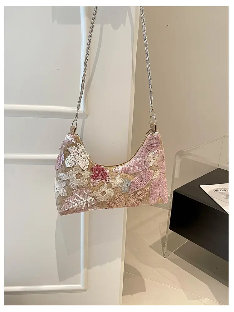 New Chinese-style embroidered versatile handbag 2026 new model niche lightweight embroidered bag sequin bag single shoulder underarm bag — feature 19