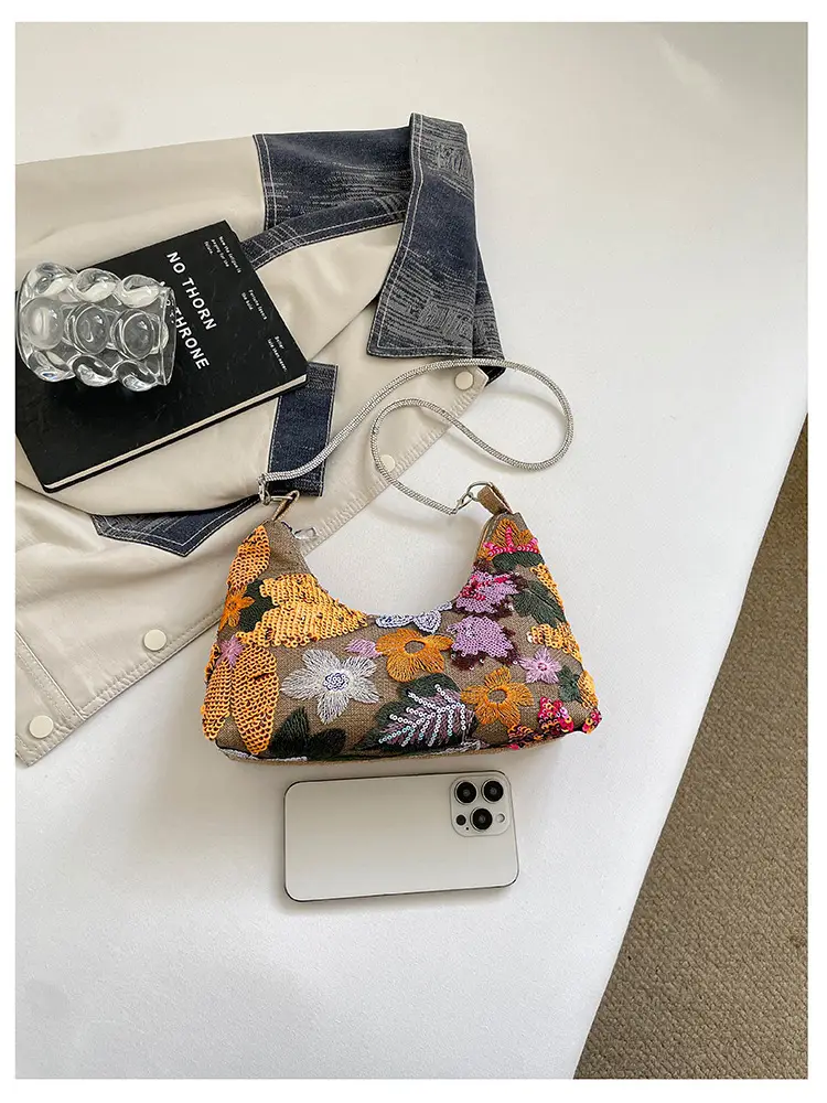 New Chinese-style embroidered versatile handbag 2026 new model niche lightweight embroidered bag sequin bag single shoulder underarm bag — feature 23