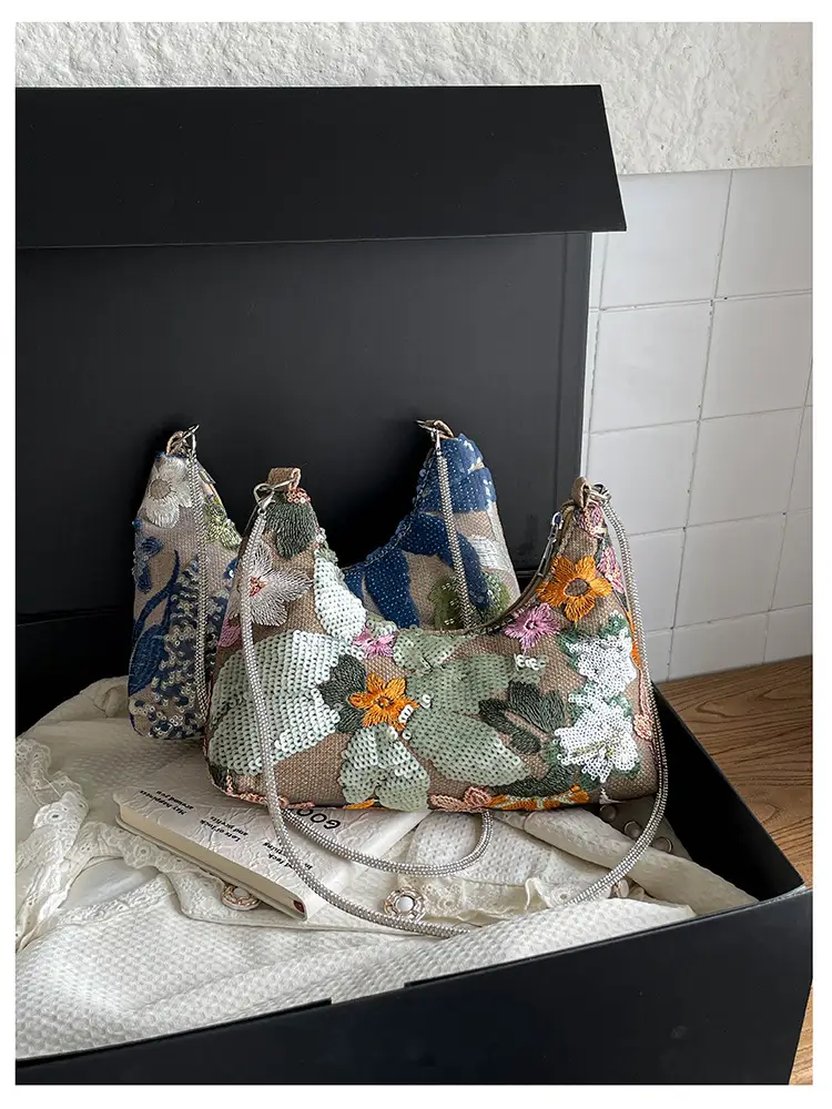 New Chinese-style embroidered versatile handbag 2026 new model niche lightweight embroidered bag sequin bag single shoulder underarm bag — feature 24