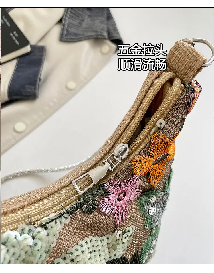 New Chinese-style embroidered versatile handbag 2026 new model niche lightweight embroidered bag sequin bag single shoulder underarm bag — feature 3
