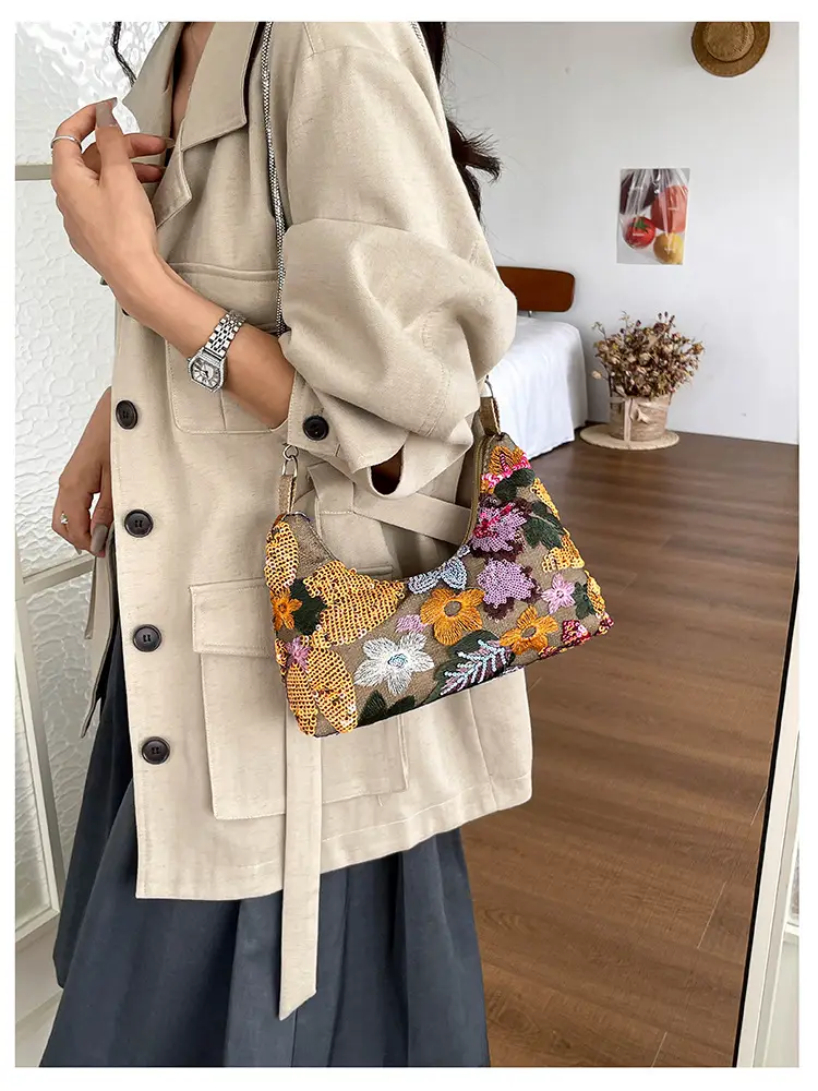 New Chinese-style embroidered versatile handbag 2026 new model niche lightweight embroidered bag sequin bag single shoulder underarm bag — feature 30