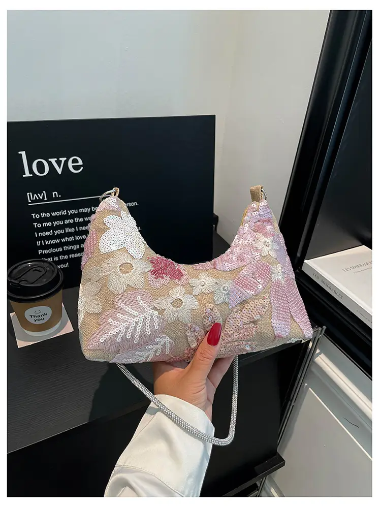 New Chinese-style embroidered versatile handbag 2026 new model niche lightweight embroidered bag sequin bag single shoulder underarm bag — feature 32