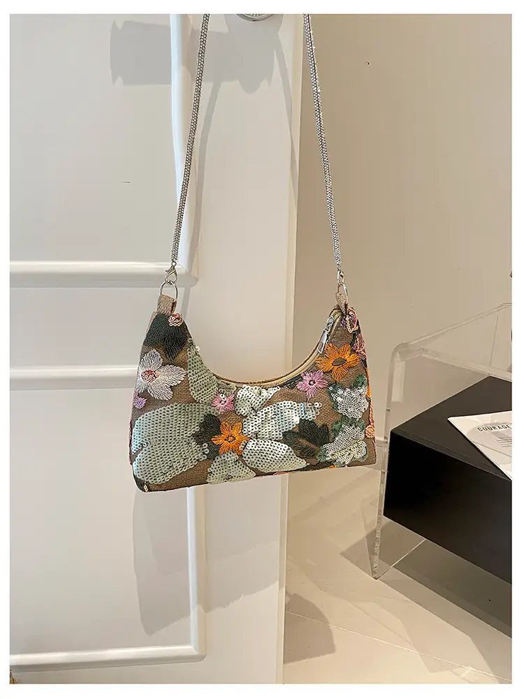 New Chinese-style embroidered versatile handbag 2026 new model niche lightweight embroidered bag sequin bag single shoulder underarm bag — feature 36