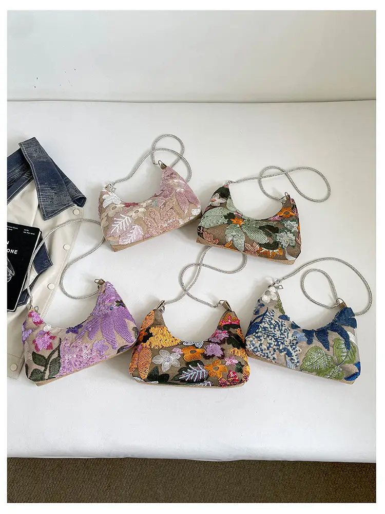 New Chinese-style embroidered versatile handbag 2026 new model niche lightweight embroidered bag sequin bag single shoulder underarm bag — feature 40