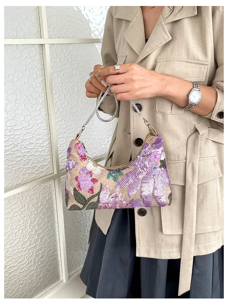 New Chinese-style embroidered versatile handbag 2026 new model niche lightweight embroidered bag sequin bag single shoulder underarm bag — feature 41
