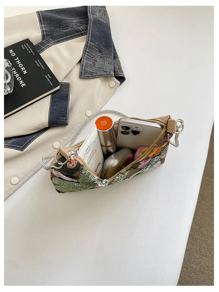New Chinese-style embroidered versatile handbag 2026 new model niche lightweight embroidered bag sequin bag single shoulder underarm bag — feature 46