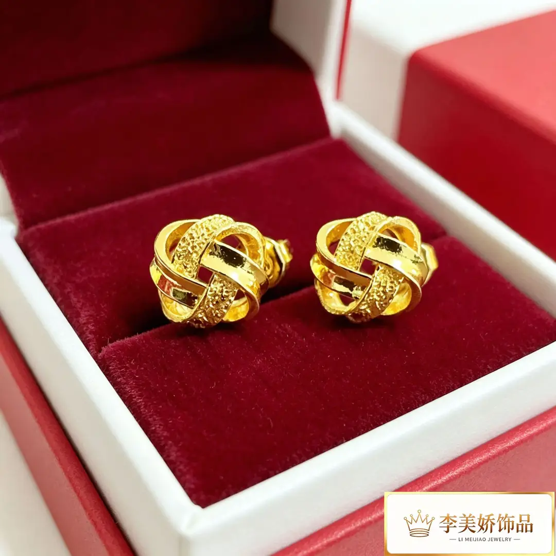 Collection of Vietnamese gold-plated earrings, popular and long-lasting, luxury earrings and accessories for all ages, wholesale via live streaming