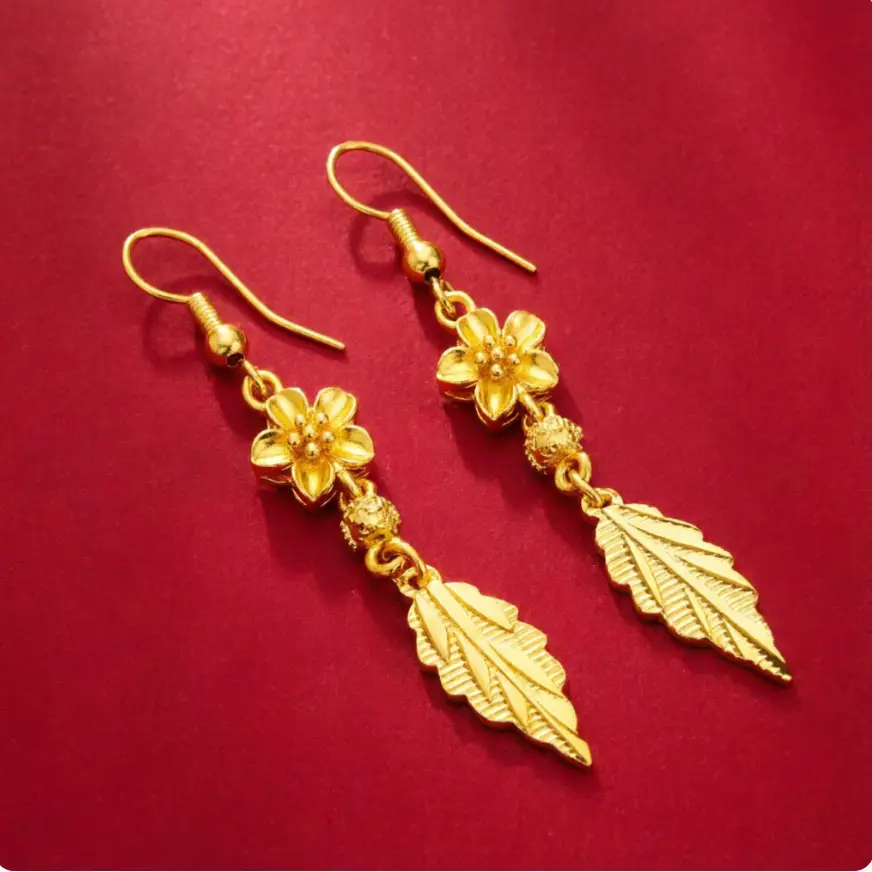 Collection of Vietnamese gold-plated earrings, popular and long-lasting, luxury earrings and accessories for all ages, wholesale via live streaming