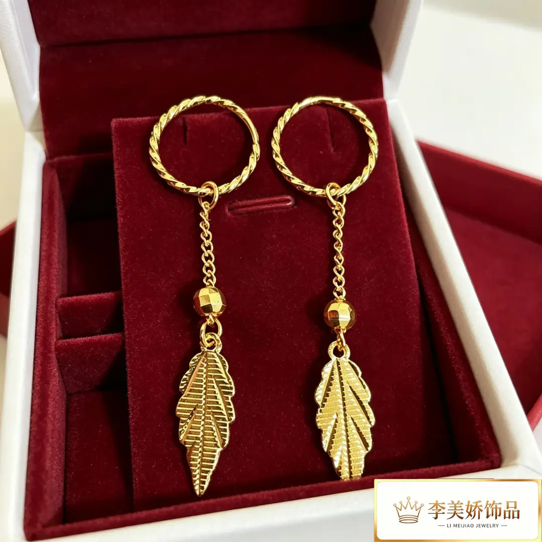 Collection of Vietnamese gold-plated earrings, popular and long-lasting, luxury earrings and accessories for all ages, wholesale via live streaming
